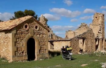 
  De Alimañas y Malas Hierbas. 


